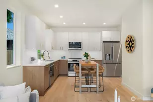 4413 50th Ave SW, Seattle, WA 98116 - Photo 9