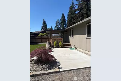 12025 Prairie Ridge Drive E, Bonney Lake, WA 98391 - Photo 15