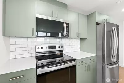 5819 Phinney Avenue N #501, Seattle, WA 98103 - Photo 5