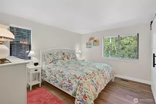 533 6th Ct, Fox Island, WA 98333 - Photo 15