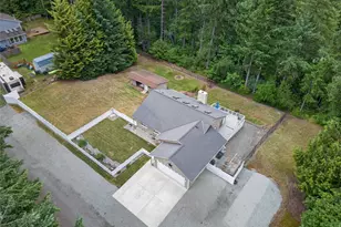 533 6th Ct, Fox Island, WA 98333 - Photo 33