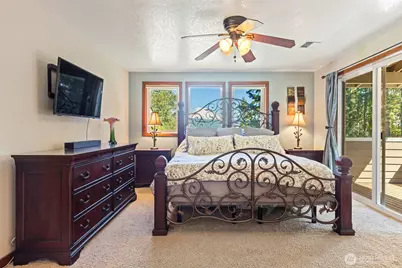 22715 Country Drive E, Graham, WA 98338 - Photo 13