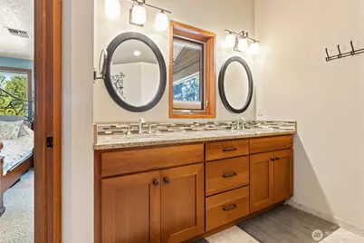 22715 Country Drive E, Graham, WA 98338 - Photo 15