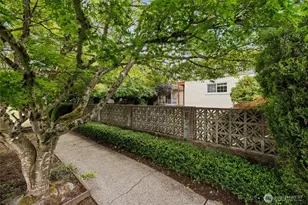 209 I St SE, Auburn, WA 98002 - Photo 3