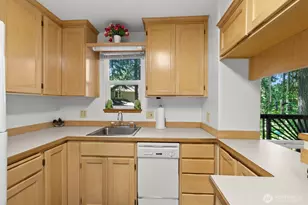 17830 Overlake Ct SE, Yelm, WA 98597 - Photo 17