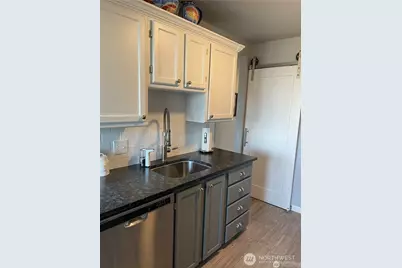 625 N Jackson Avenue #B36, Tacoma, WA 98406 - Photo 11