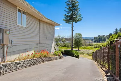 16026 Lawrence Place SE, Yelm, WA 98597 - Photo 31