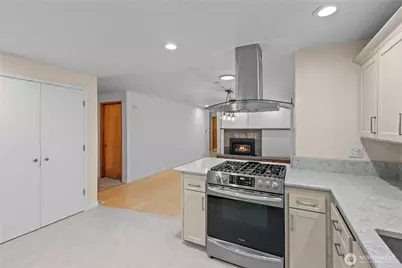 6712 53rd Street W, University Place, WA 98467 - Photo 7