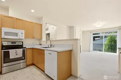 4446 248th  Lane SE, Sammamish, WA 98029 - Photo 7