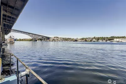 2706 Westlake Avenue N #99C, Seattle, WA 98109 - Photo 15