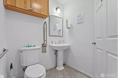 9100 189 Avenue Ct E, Bonney Lake, WA 98381 - Photo 17
