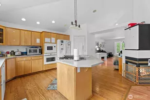9100 189th Ave Ct E, Bonney Lake, WA 98381 - Photo 13