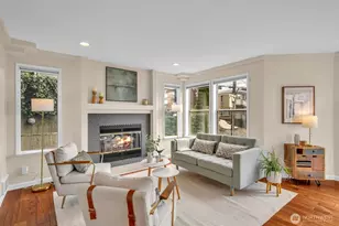 1011 5th Ave N, Seattle, WA 98109 - Photo 5