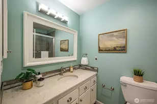 1011 5th Ave N, Seattle, WA 98109 - Photo 17