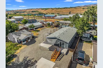 3906 Malaga Avenue, Malaga, WA 98828 - Photo 35