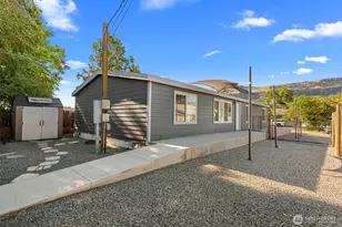 3906 Malaga Ave, Malaga, WA 98828 - Photo 23