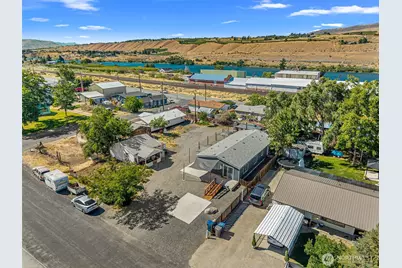 3906 Malaga Avenue, Malaga, WA 98828 - Photo 31