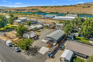 3906 Malaga Ave, Malaga, WA 98828 - Photo 31