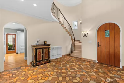 180 Lake Washington Boulevard E, Seattle, WA 98112 - Photo 21