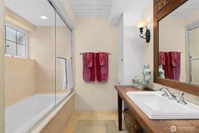 180 Lake Washington Boulevard E, Seattle, WA 98112 - Photo 31