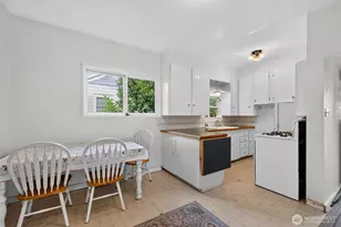 8045 26th Ave NW, Seattle, WA 98117 - Photo 13