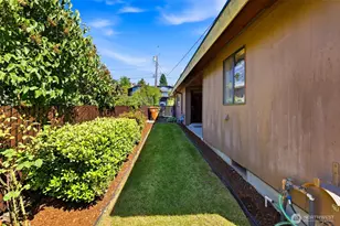 1874 Lenore Dr, Tacoma, WA 98406 - Photo 21