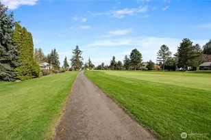 12371 Rainier Dr, Burlington, WA 98233 - Photo 11
