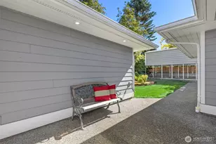 18420 Torgeson Ave NE, Poulsbo, WA 98370 - Photo 25