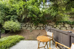 23300 SE Black Nugget Rd, Issaquah, WA 98029 - Photo 21