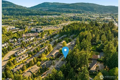 23300 SE Black Nugget Road #E6, Issaquah, WA 98029 - Photo 23