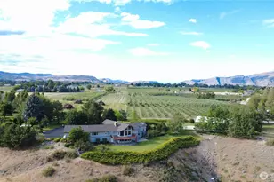 24 Valley View Dr, Omak, WA 98841 - Photo 3