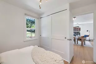 9827 22nd Ave SW, Seattle, WA 98106 - Photo 7