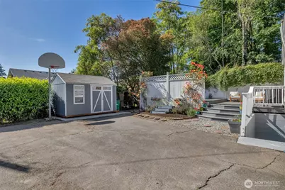 9827 22nd Avenue SW, Seattle, WA 98106 - Photo 21