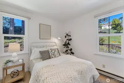 9827 22nd Avenue SW, Seattle, WA 98106 - Photo 7