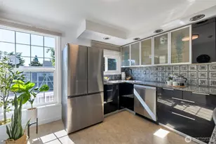 9827 22nd Ave SW, Seattle, WA 98106 - Photo 11