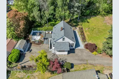 9827 22nd Avenue SW, Seattle, WA 98106 - Photo 1