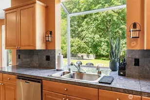 26810 SE 9th Way, Sammamish, WA 98075 - Photo 17