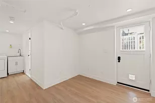 611 N 143rd St, Seattle, WA 98133 - Photo 11