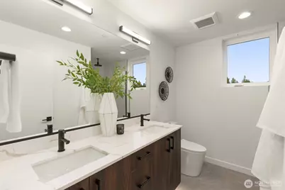 4406 B 50th Avenue S, Seattle, WA 98118 - Photo 15