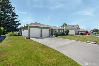 1202 S Eastlake Drive, Moses Lake, WA 98837 - Photo 5