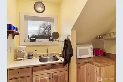 460 Argyle Avenue, Friday Harbor, WA 98250 - Photo 29
