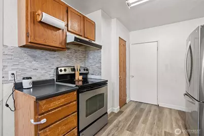 701 S Silver Street, Centralia, WA 98531 - Photo 9