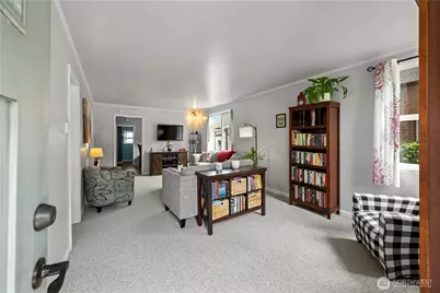 1925 Rainier Avenue, Everett, WA 98201 - Photo 5