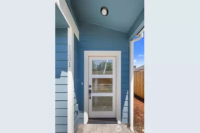 1251 SW 151st Street, Seattle, WA 98166 - Photo 3