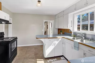 2205 W North Street, Bellingham, WA 98225 - Photo 17