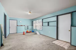 21022 117th St E, Bonney Lake, WA 98391 - Photo 19