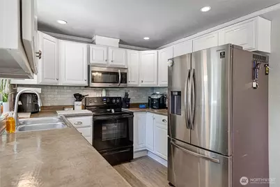 5730 146th Street NE, Marysville, WA 98271 - Photo 15