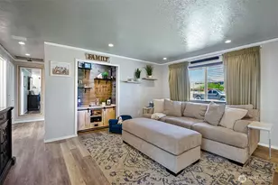 5730 146th St NE, Marysville, WA 98271 - Photo 9