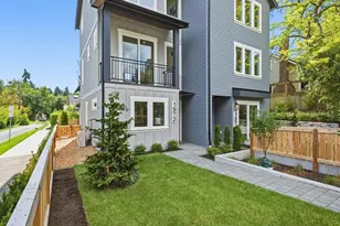 1972 25th Ave E, Seattle, WA 98112 - Photo 3