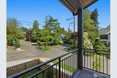 1972 25th Avenue E, Seattle, WA 98112 - Photo 17